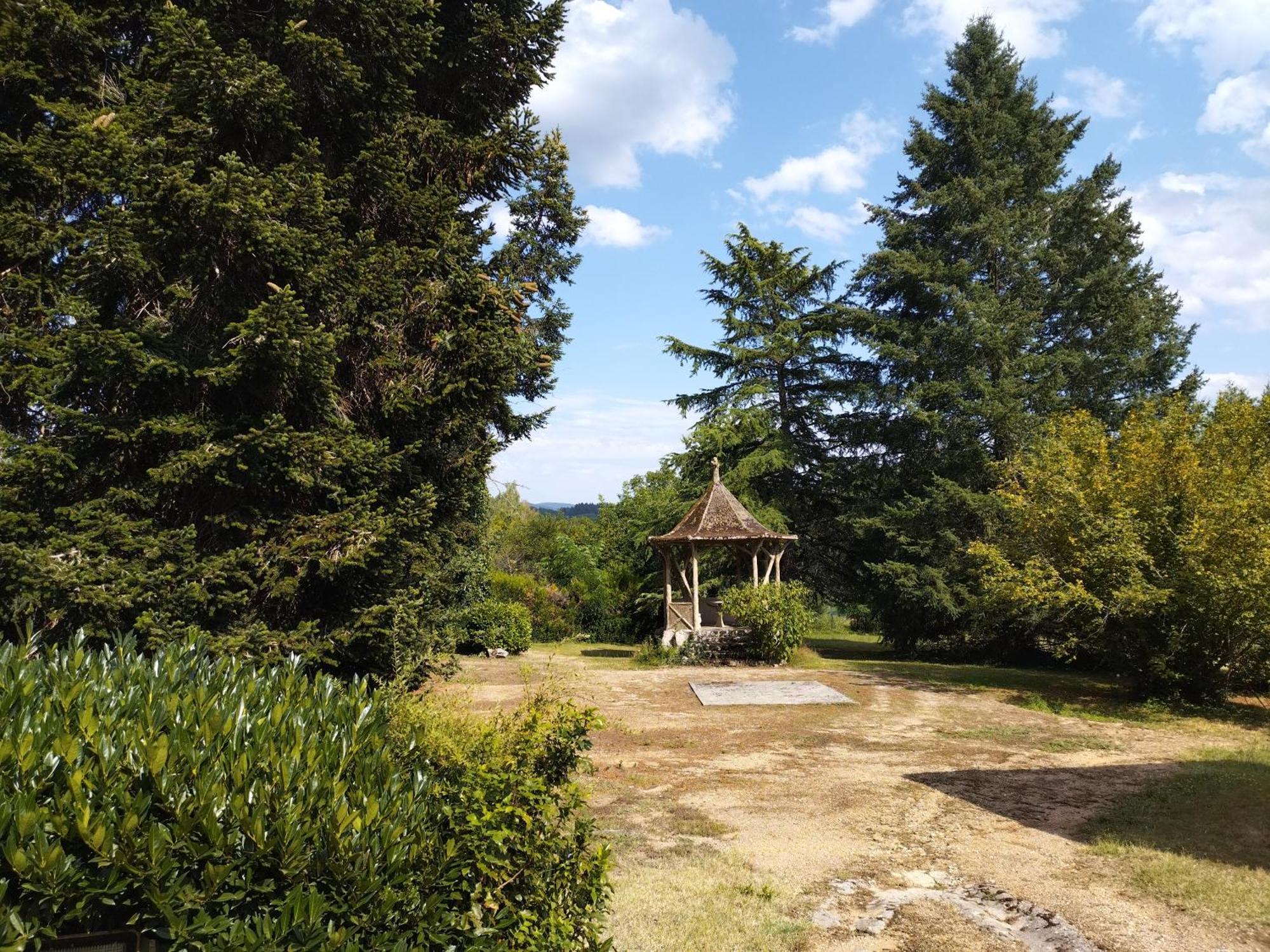 Ma Tranquillite 호텔 Courpiere 외부 사진